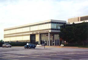 [photo, Hughes Transportation Building, BWI Airport, Maryland]