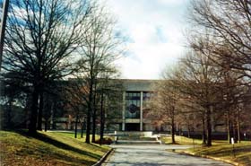 [color photograph, Murphy Courts of Appeal Building, Annapolis, Maryland]